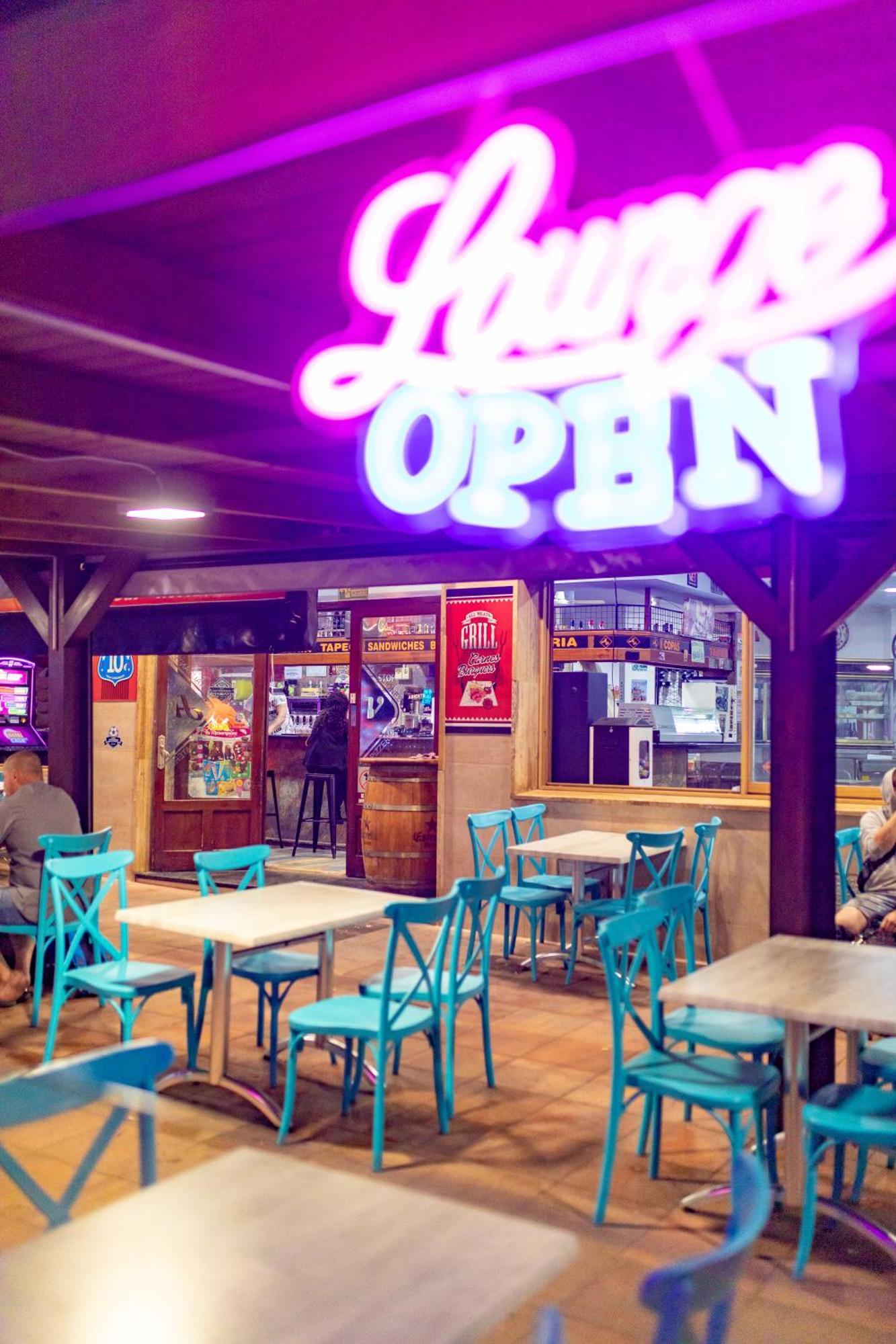 Hostal Virginia Favareta Luaran gambar