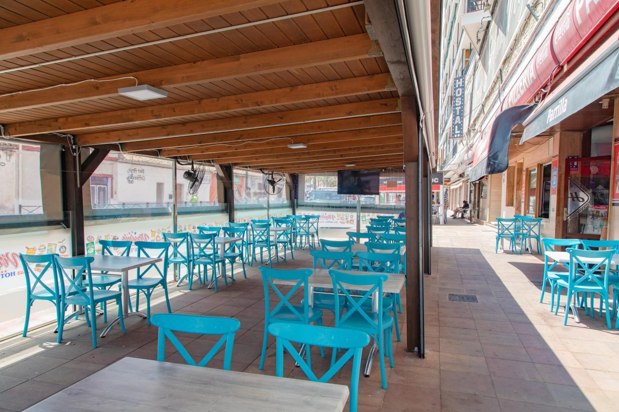 Hostal Virginia Favareta Luaran gambar