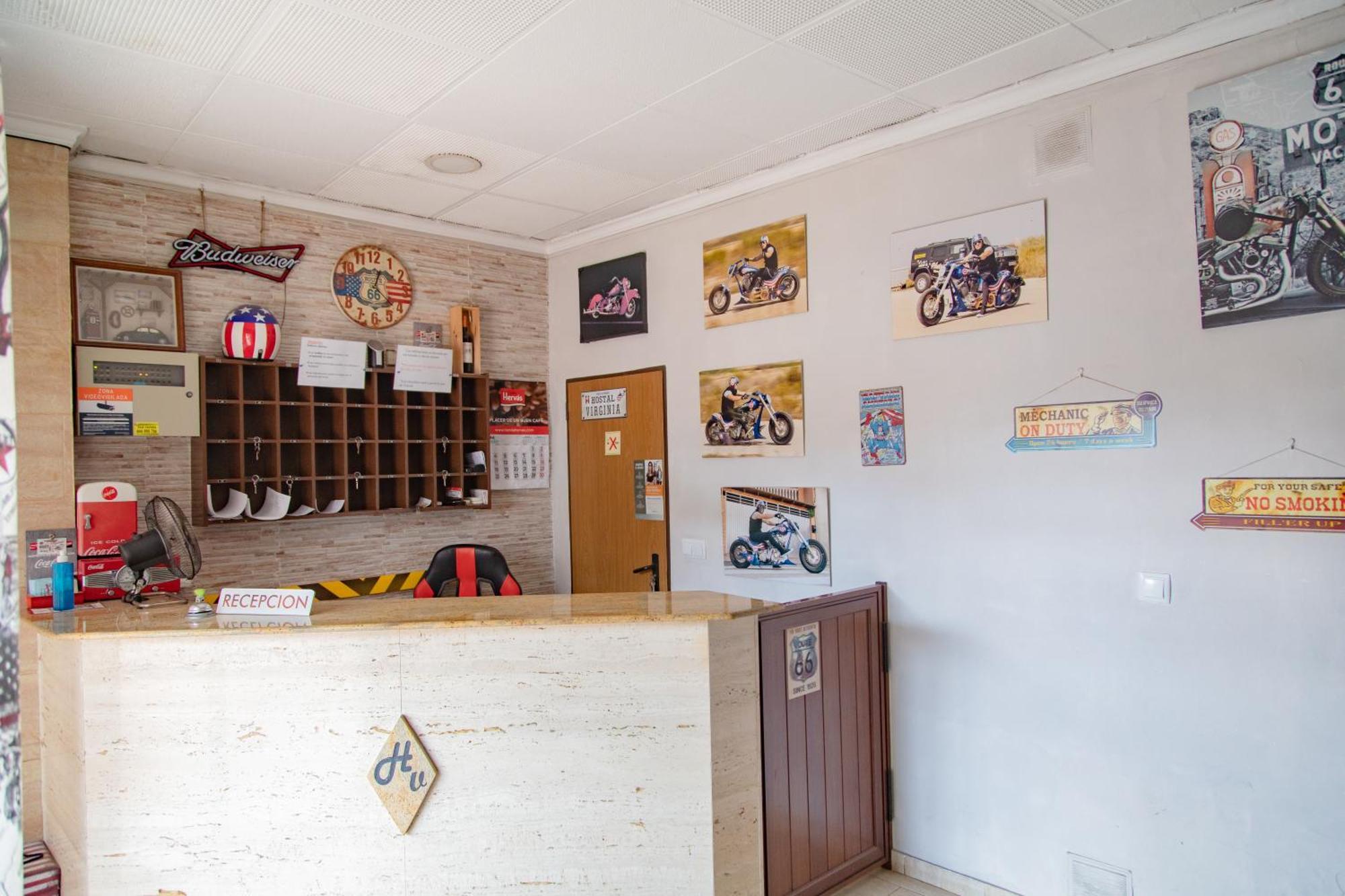Hostal Virginia Favareta Luaran gambar